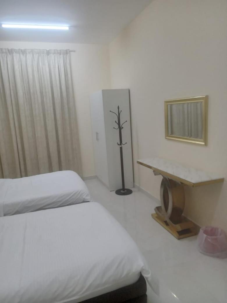 Al Rawda Apartments -アジュマーン エクステリア 写真